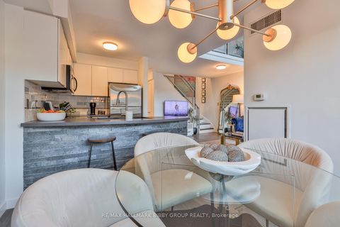 Photo 7 at 215 - 800 King Street W, Niagara, Toronto