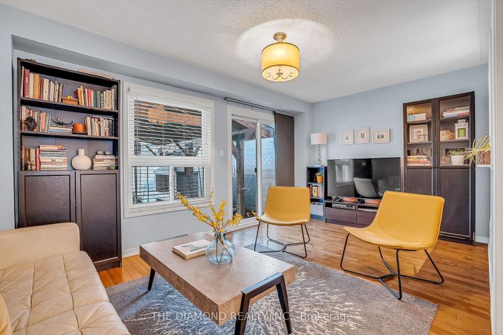 Photo 16 at 5490 Antrex Crescent, Hurontario, Mississauga