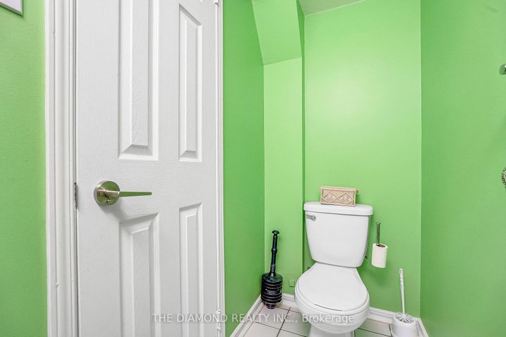 Photo 43 at 5490 Antrex Crescent, Hurontario, Mississauga