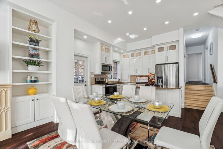 Photo 9 at 7 Rollins Place, City Centre West, Toronto