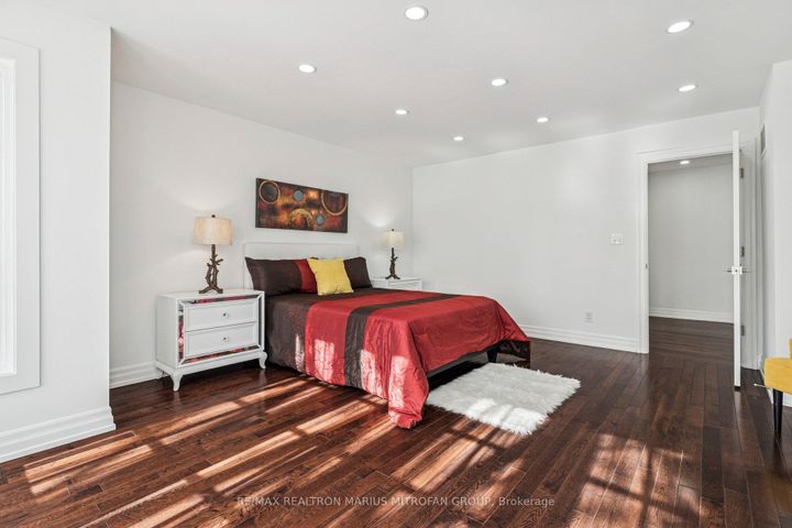 Photo 31 at 7 Rollins Place, City Centre West, Toronto