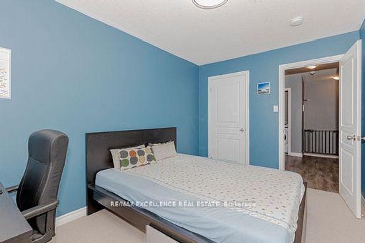 Photo 39 at 9 Hiscott Drive, Waterdown, Hamilton