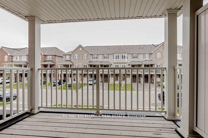 Photo 43 at 9 Hiscott Drive, Waterdown, Hamilton