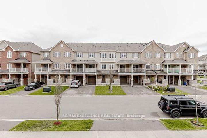 Photo 45 at 9 Hiscott Drive, Waterdown, Hamilton