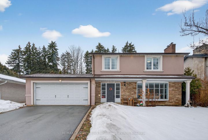 Photo 1 at 215 Grandview Avenue, Grandview, Markham