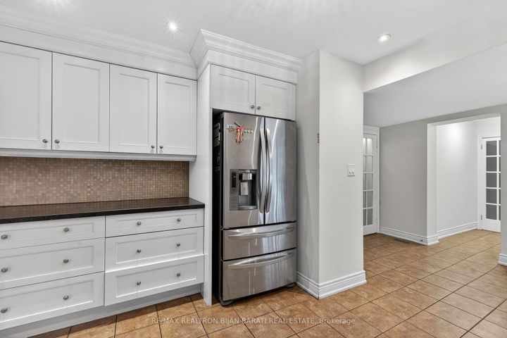 Photo 19 at 215 Grandview Avenue, Grandview, Markham