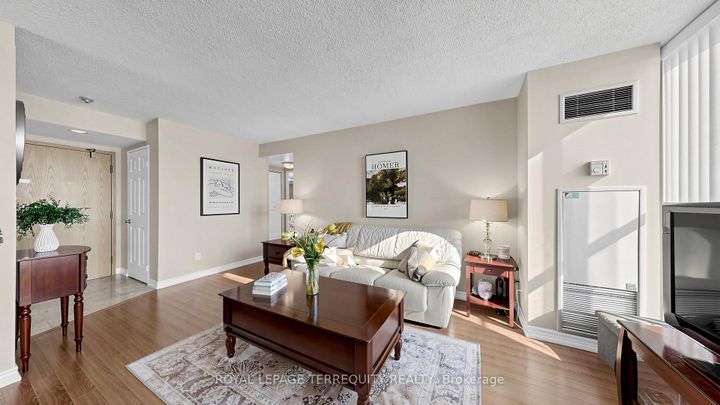 Photo 4 at 833 - 22 Southport Street, Swansea, Toronto