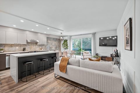 Photo 4 at 8 - 28 Admiral Road, Annex, Toronto