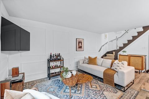 Photo 6 at 8 - 28 Admiral Road, Annex, Toronto