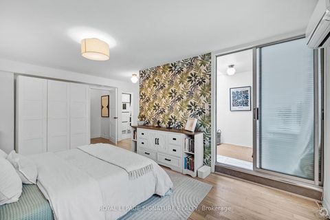 Photo 21 at 8 - 28 Admiral Road, Annex, Toronto