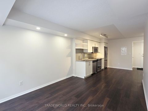 Photo 6 at 713 - 400 Adelaide Street E, Moss Park, Toronto