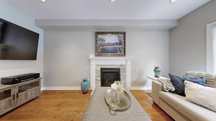 Photo 6 at 120 Bothwell Crescent, Summerhill Estates, Newmarket