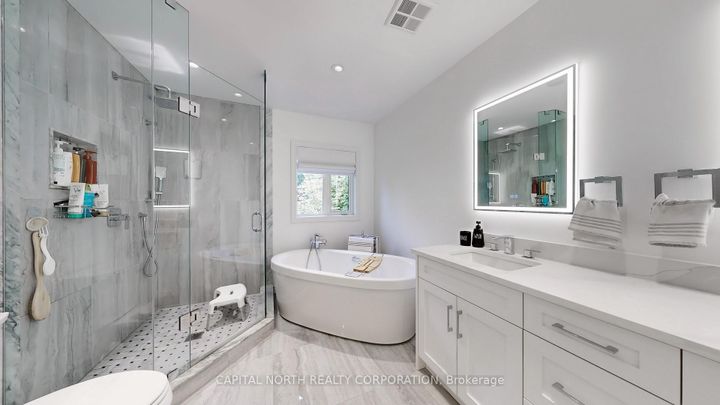 Photo 26 at 120 Bothwell Crescent, Summerhill Estates, Newmarket