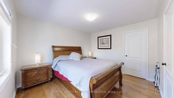 Photo 29 at 120 Bothwell Crescent, Summerhill Estates, Newmarket