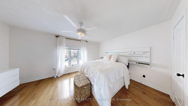 Photo 30 at 120 Bothwell Crescent, Summerhill Estates, Newmarket