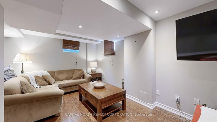 Photo 37 at 120 Bothwell Crescent, Summerhill Estates, Newmarket