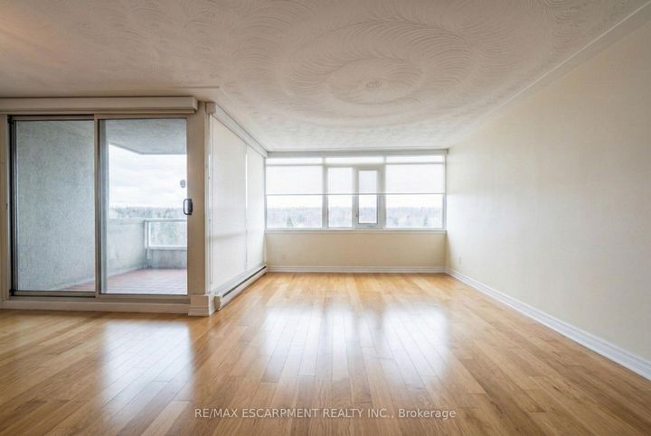 Photo 11 at 402 - 40 Harrisford Street, Red Hill, Hamilton