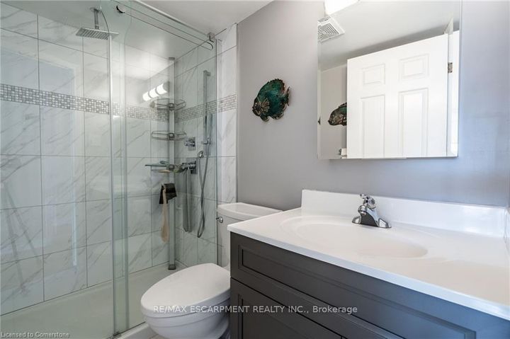 Photo 19 at 402 - 40 Harrisford Street, Red Hill, Hamilton