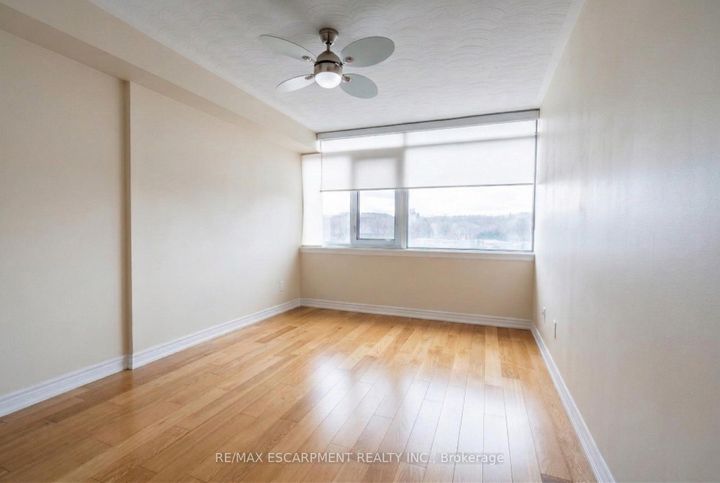 Photo 21 at 402 - 40 Harrisford Street, Red Hill, Hamilton