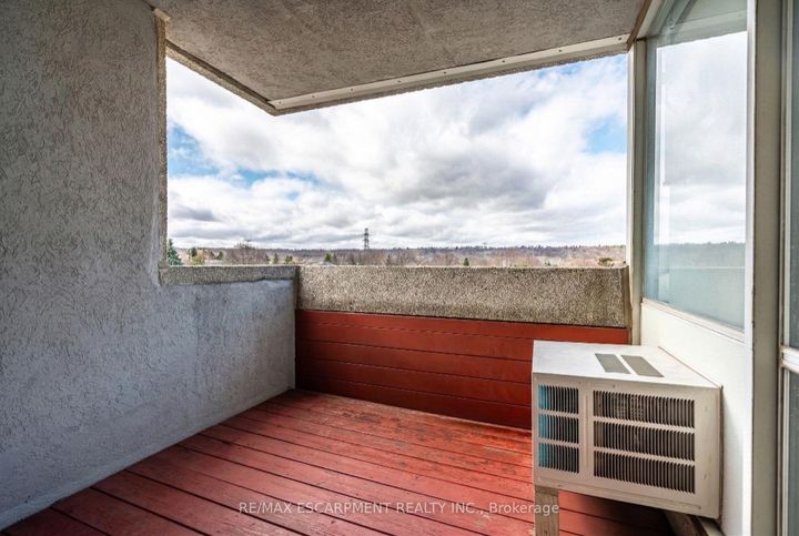 Photo 27 at 402 - 40 Harrisford Street, Red Hill, Hamilton