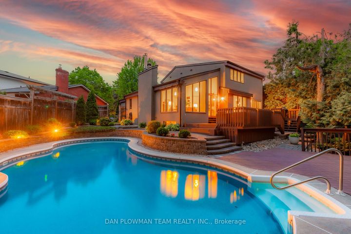 Photo 2 at 1014 Tiffany Circle, Centennial, Oshawa