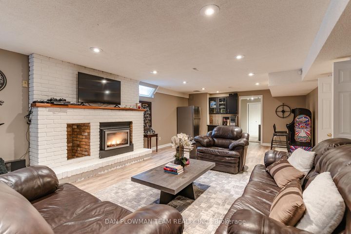 Photo 36 at 1014 Tiffany Circle, Centennial, Oshawa