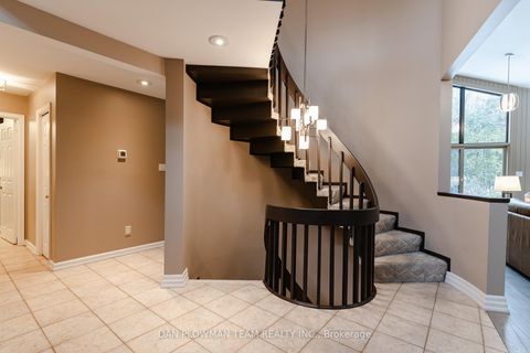 Photo 25 at 1014 Tiffany Circle, Centennial, Oshawa