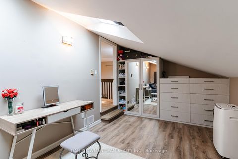 Photo 31 at 1014 Tiffany Circle, Centennial, Oshawa