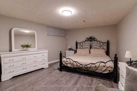 Photo 42 at 1014 Tiffany Circle, Centennial, Oshawa