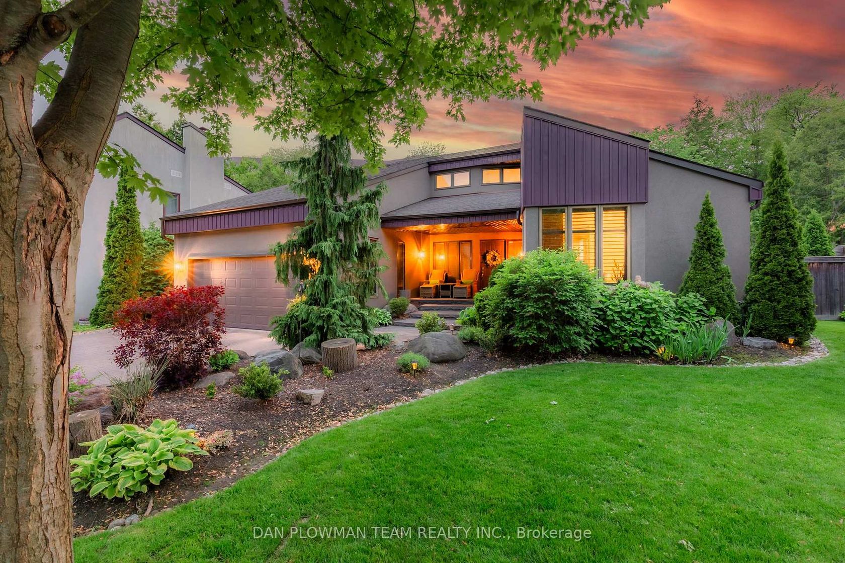 1014 Tiffany Circle, Centennial, Oshawa 2