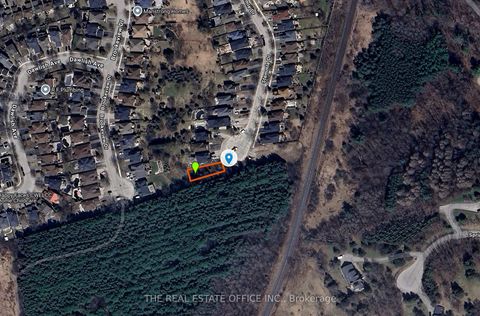 Photo 2 at 119 Stemmle Drive, Aurora Highlands, Aurora