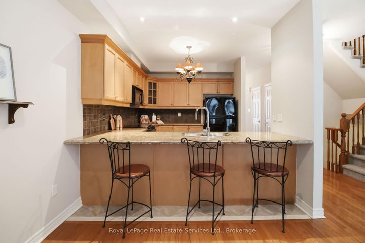 Photo 16 at 32 - 1169 Dorval Drive, GA Glen Abbey, Oakville