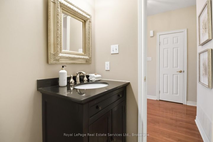 Photo 17 at 32 - 1169 Dorval Drive, GA Glen Abbey, Oakville