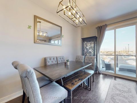 Photo 21 at 3 Glenngarry Crescent, Rural Vaughan, Vaughan