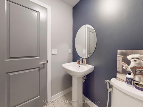 Photo 24 at 3 Glenngarry Crescent, Rural Vaughan, Vaughan