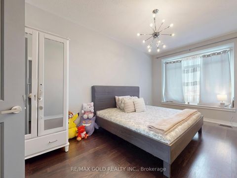 Photo 28 at 3 Glenngarry Crescent, Rural Vaughan, Vaughan