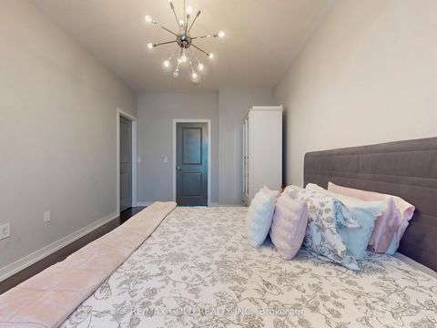 Photo 30 at 3 Glenngarry Crescent, Rural Vaughan, Vaughan