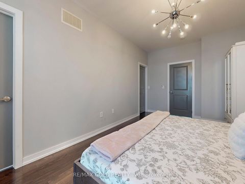 Photo 31 at 3 Glenngarry Crescent, Rural Vaughan, Vaughan