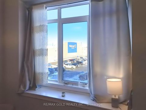 Photo 32 at 3 Glenngarry Crescent, Rural Vaughan, Vaughan