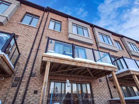 Photo 49 at 3 Glenngarry Crescent, Rural Vaughan, Vaughan