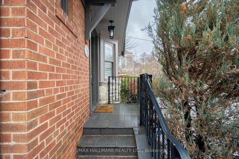 Photo 3 at 49 Elvina Gardens, Mount Pleasant East, Toronto