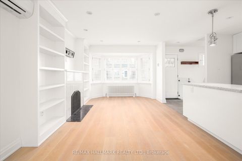 Photo 6 at 49 Elvina Gardens, Mount Pleasant East, Toronto