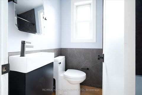 Photo 15 at 49 Elvina Gardens, Mount Pleasant East, Toronto