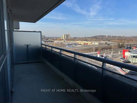Photo 7 at 607 - 9205 Yonge Street, Langstaff, Richmond Hill
