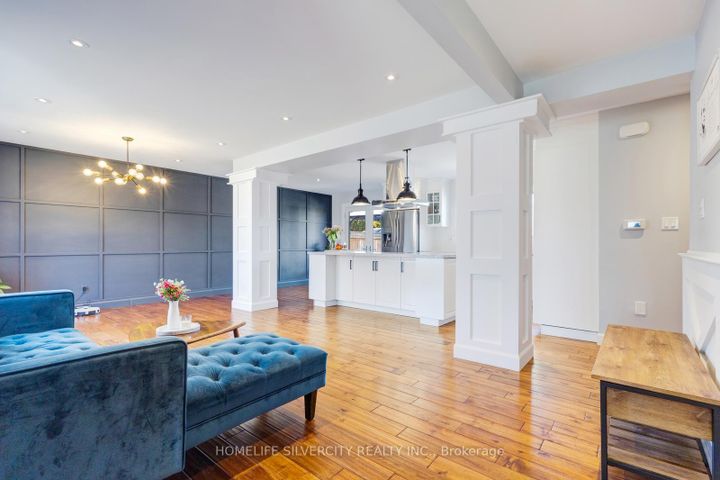 Photo 5 at 203 Montmorency Drive, Red Hill, Hamilton