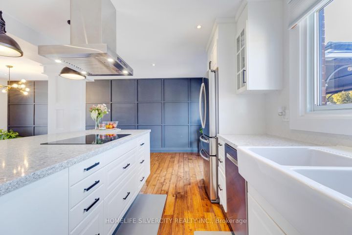 Photo 16 at 203 Montmorency Drive, Red Hill, Hamilton