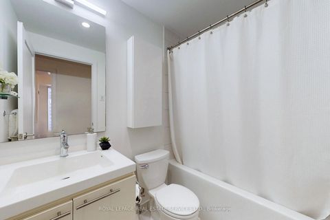 Photo 15 at 25 Broadway Avenue, Mount Pleasant West, Toronto