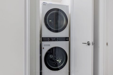 Photo 16 at 25 Broadway Avenue, Mount Pleasant West, Toronto