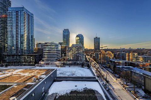 Photo 20 at 25 Broadway Avenue, Mount Pleasant West, Toronto