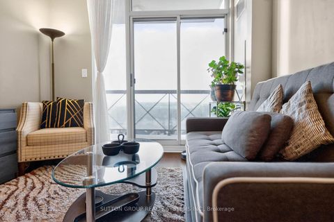 Photo 10 at 902 - 1359 Rathburn Road E, Rathwood, Mississauga